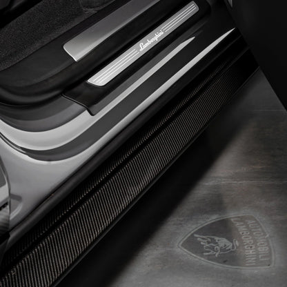Lamborghini Urus / S / Performante Lower Side Sills in Visual Carbon Fibre with URBAN Emblem
